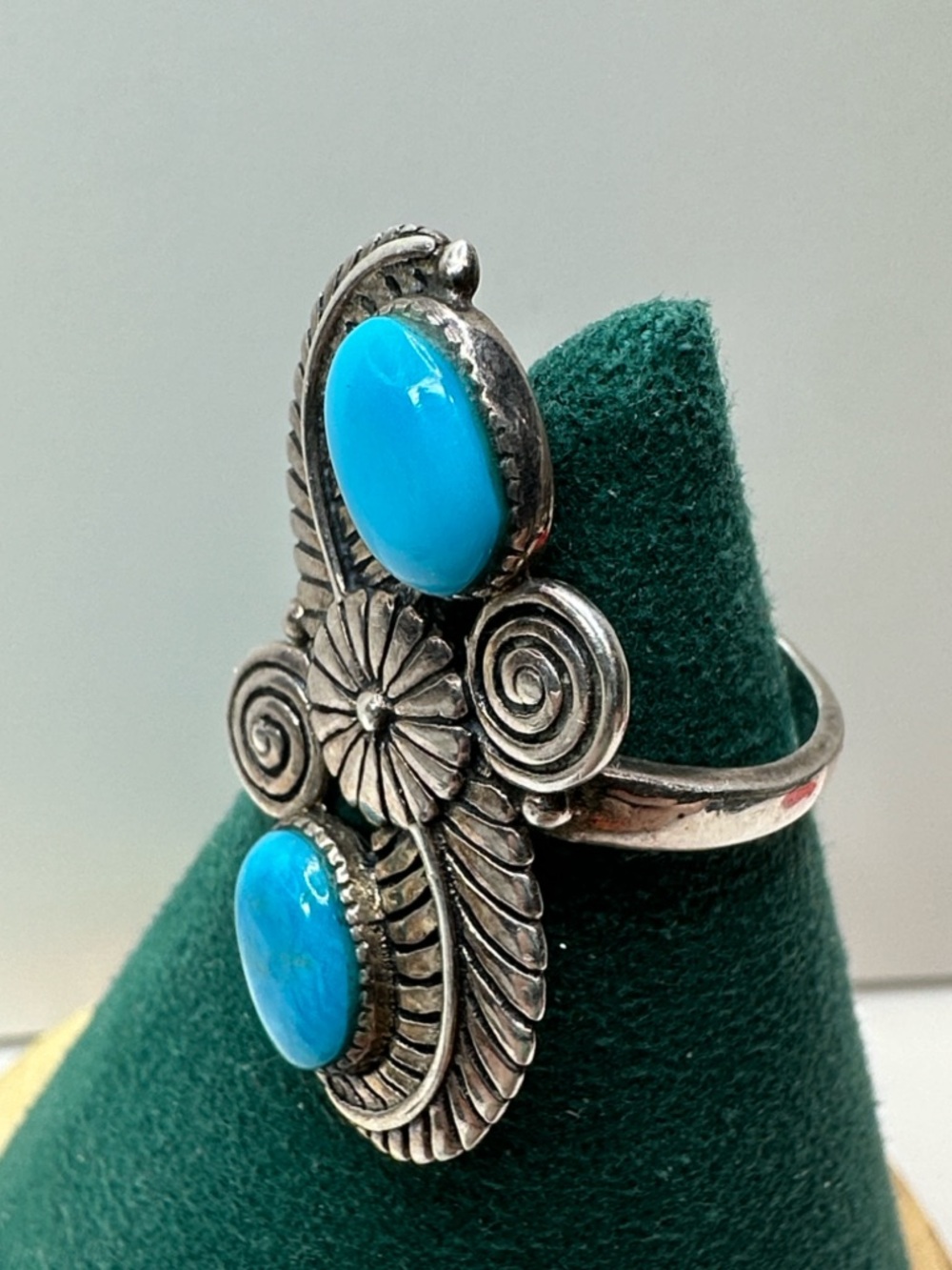 Turquoise Double-Stone Sterling Silver Feather Flower Ring - Picture 14 of 15